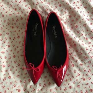Repetto flats